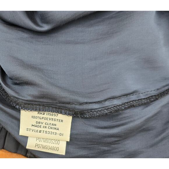 Lucky Brand
Notched Neck Peasant Top - Picture 5 of 5